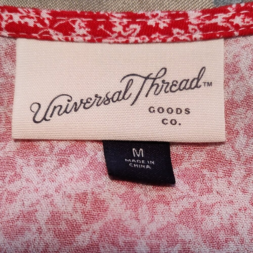 Universal Thread red & white patterned faux wrap blouse, exc. used cond., size M - Picture 5 of 6